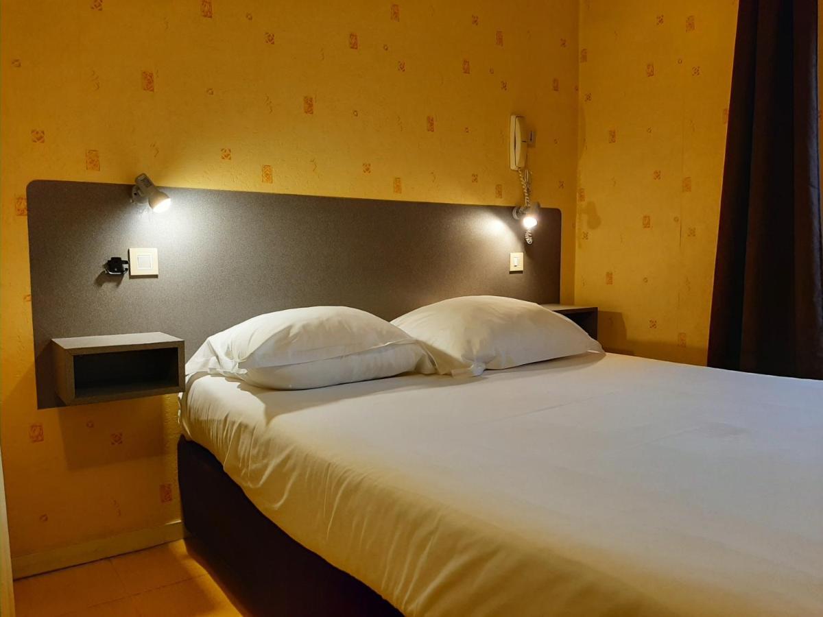 Le Royalty Hotel Angers Kültér fotó