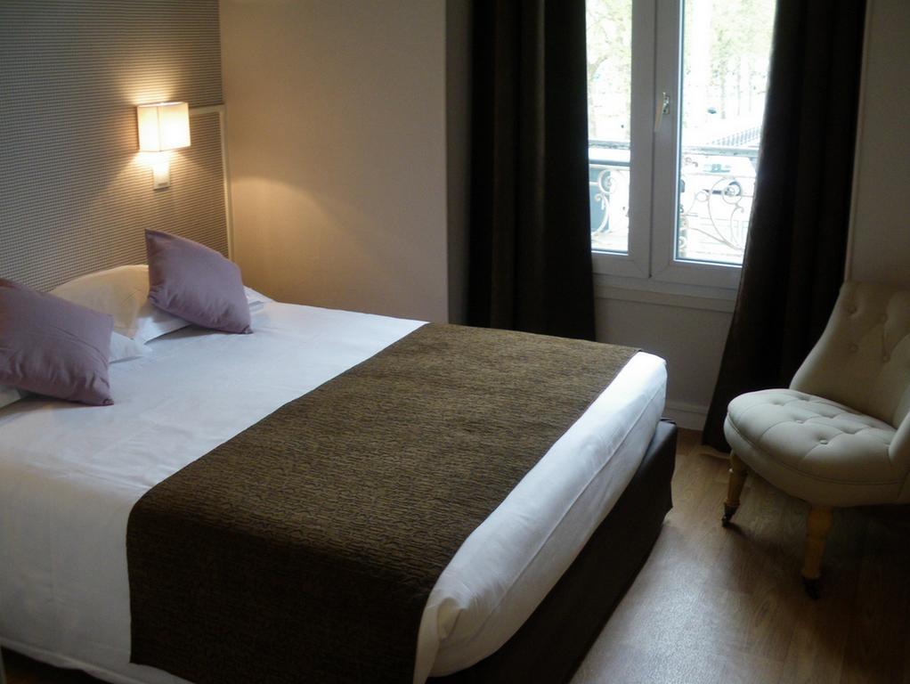 Le Royalty Hotel Angers Kültér fotó